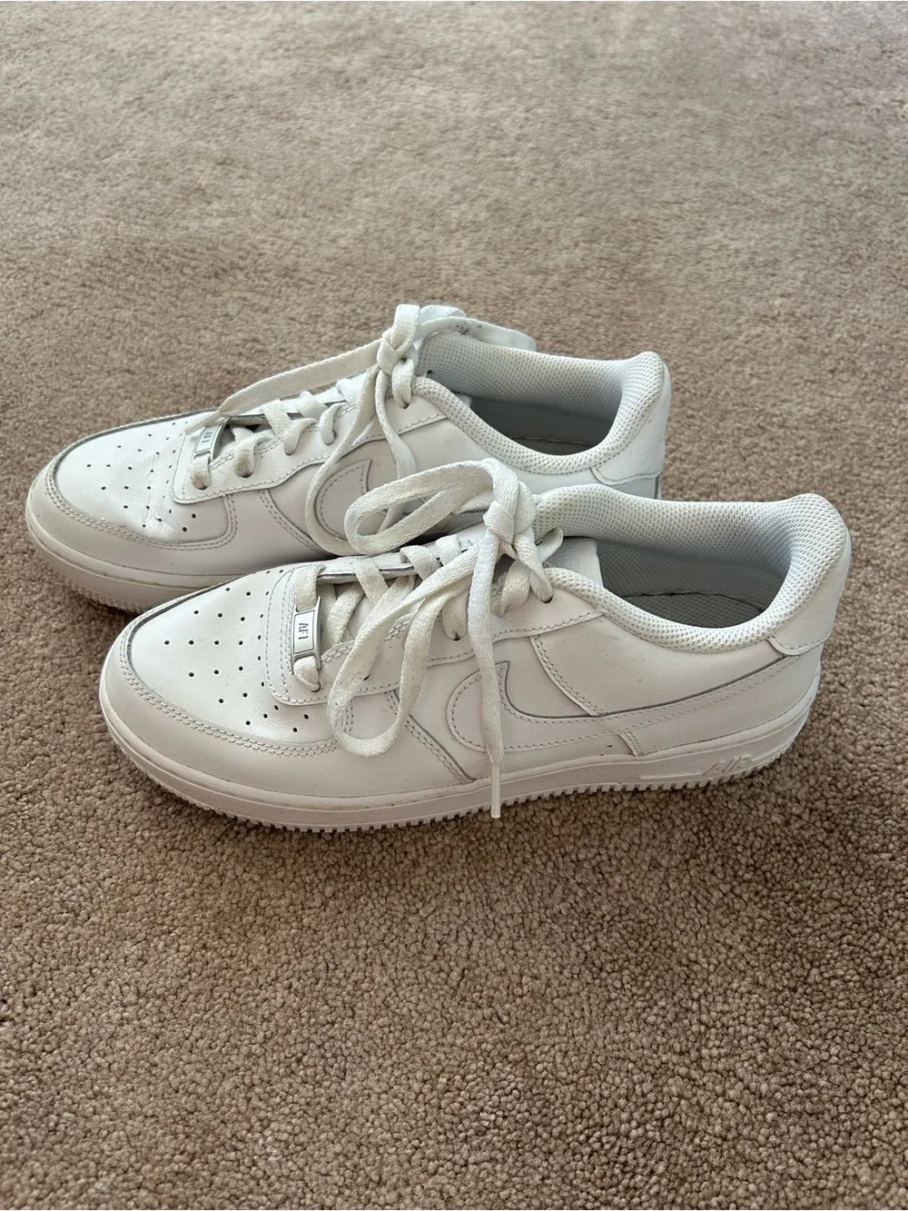 Nike Air Force 1 Low Triple White Sneakers Shoes Youth Size 6.5Y